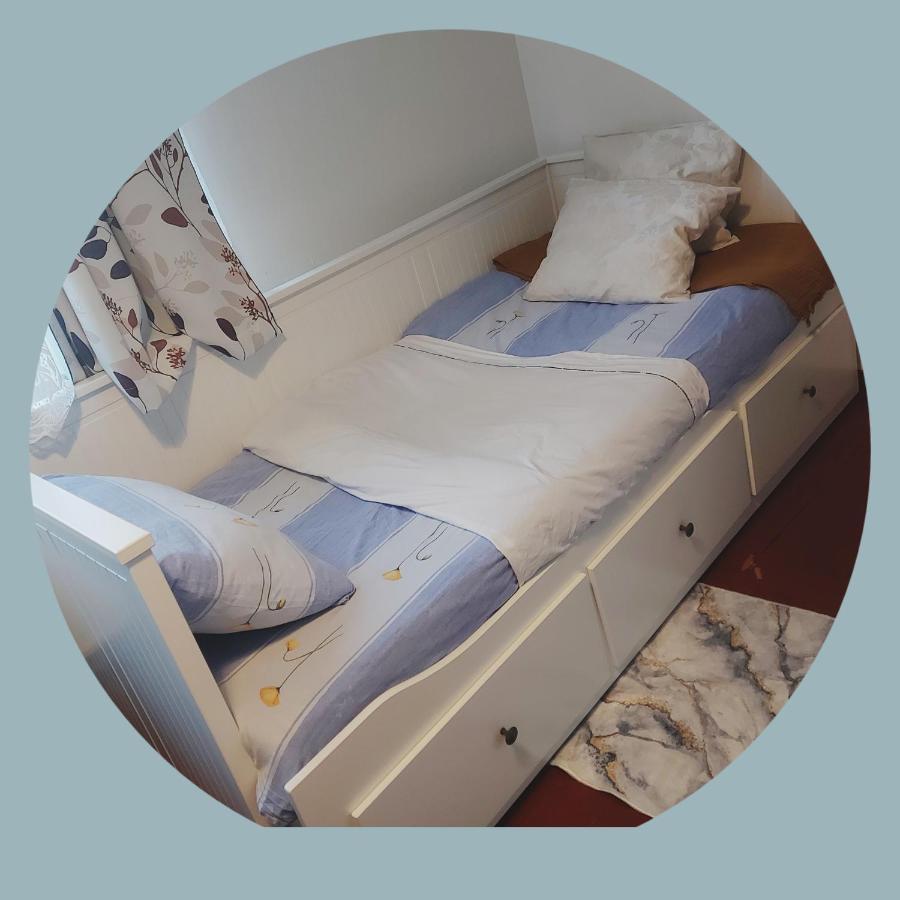 Belle Chambre Dans Un Quartier Calme Brussel Bagian luar foto